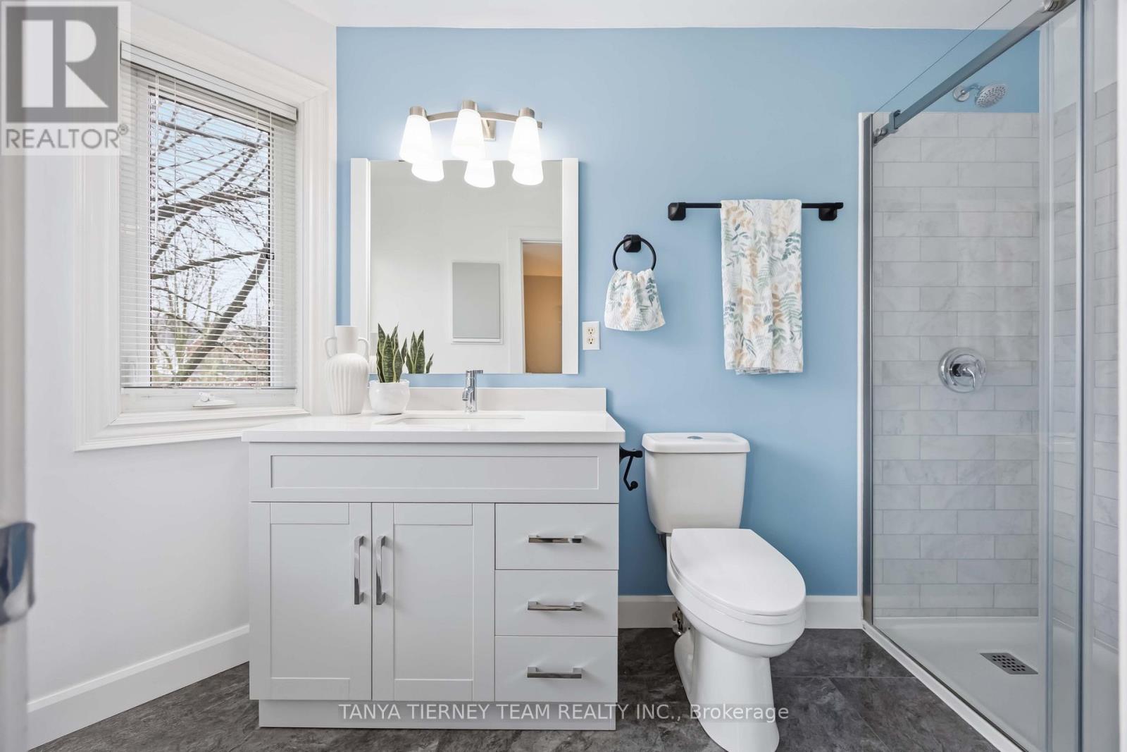 86 Zachary Place, Whitby, Ontario  L1M 1E2 - Photo 28 - E12992300