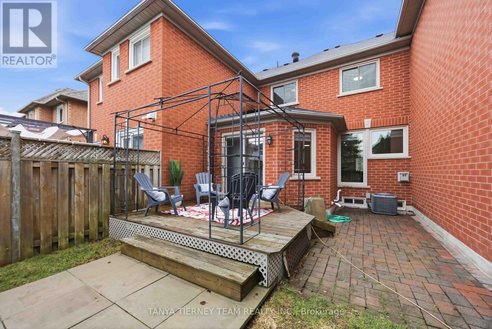 86 Zachary Place, Whitby, Ontario  L1M 1E2 - Photo 38 - E12992300