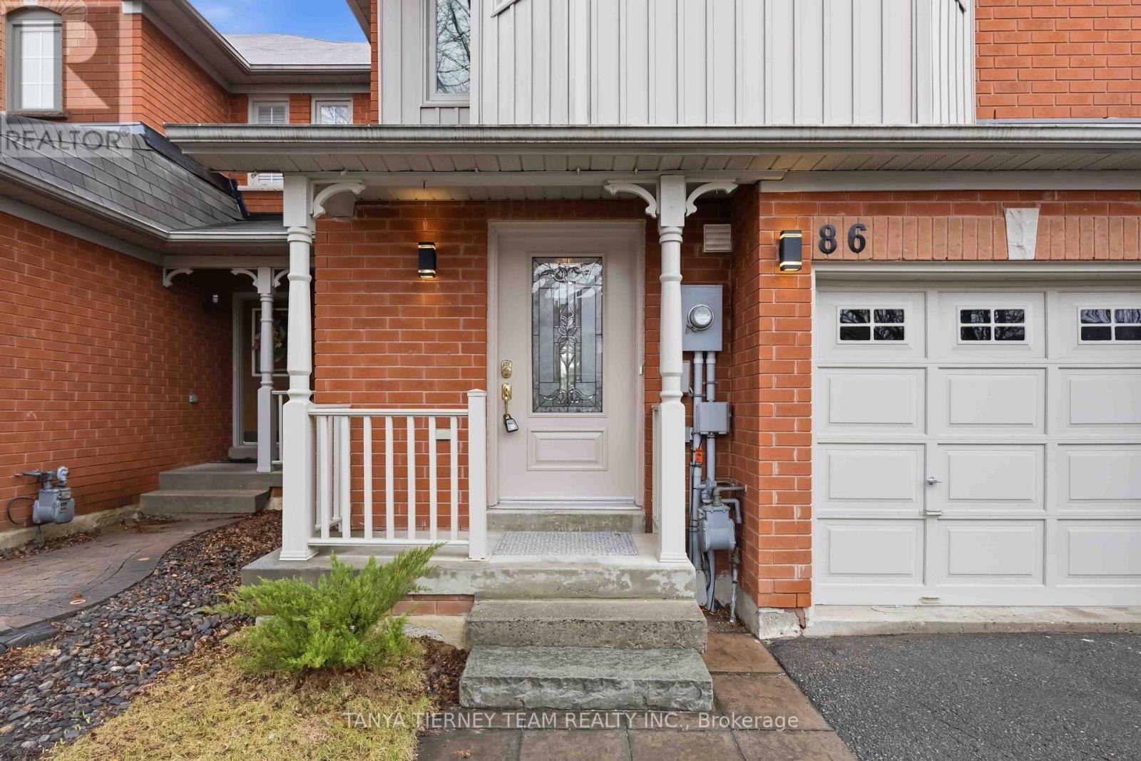 86 Zachary Place, Whitby, Ontario  L1M 1E2 - Photo 4 - E12992300