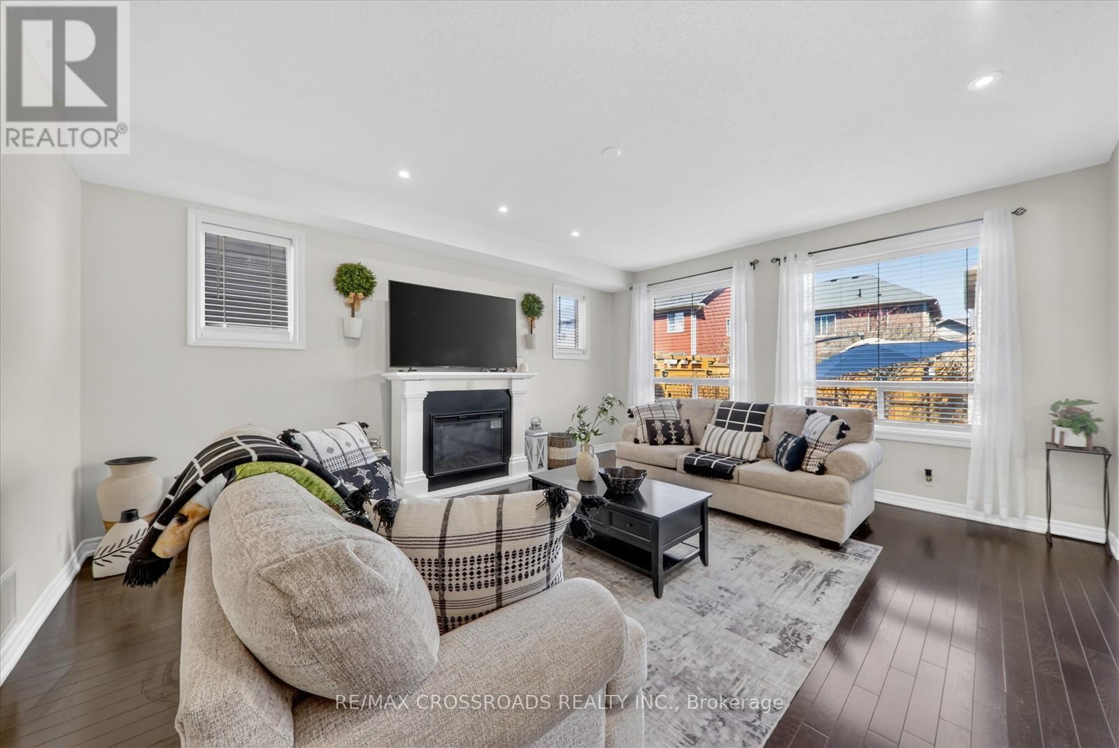 98 Britannia Avenue, Oshawa, Ontario  L1L 0E8 - Photo 13 - E12992336