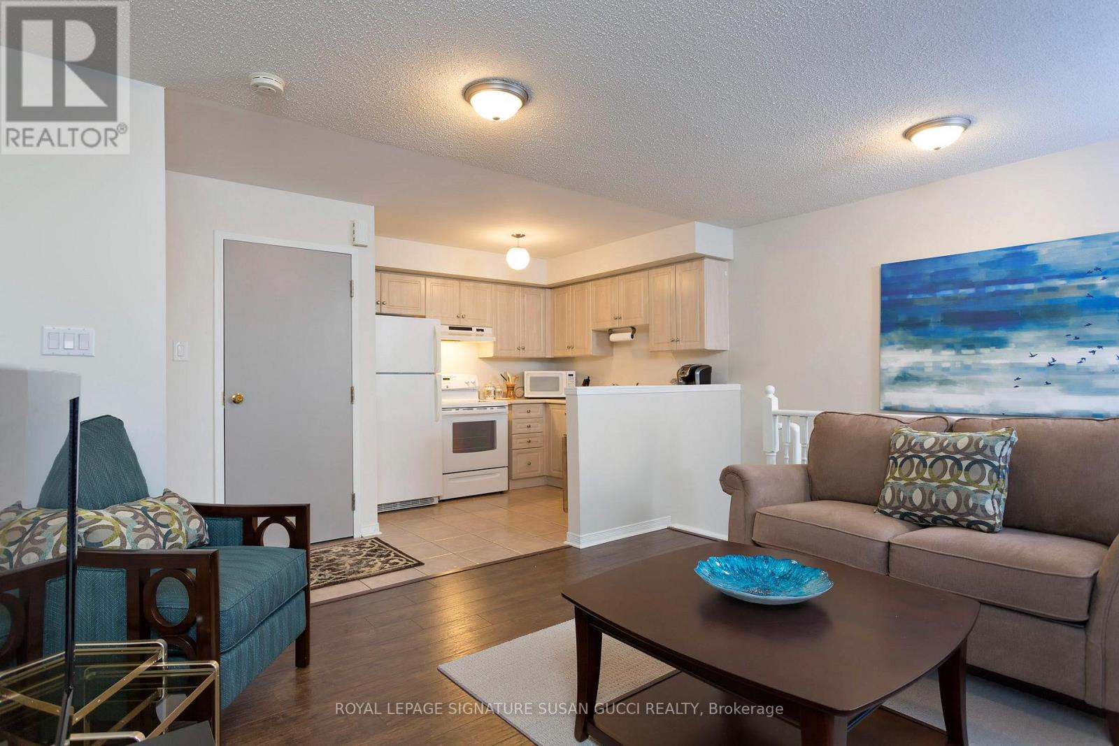 4 Blair Street, Toronto, Ontario  M4B 3N6 - Photo 27 - E12992368