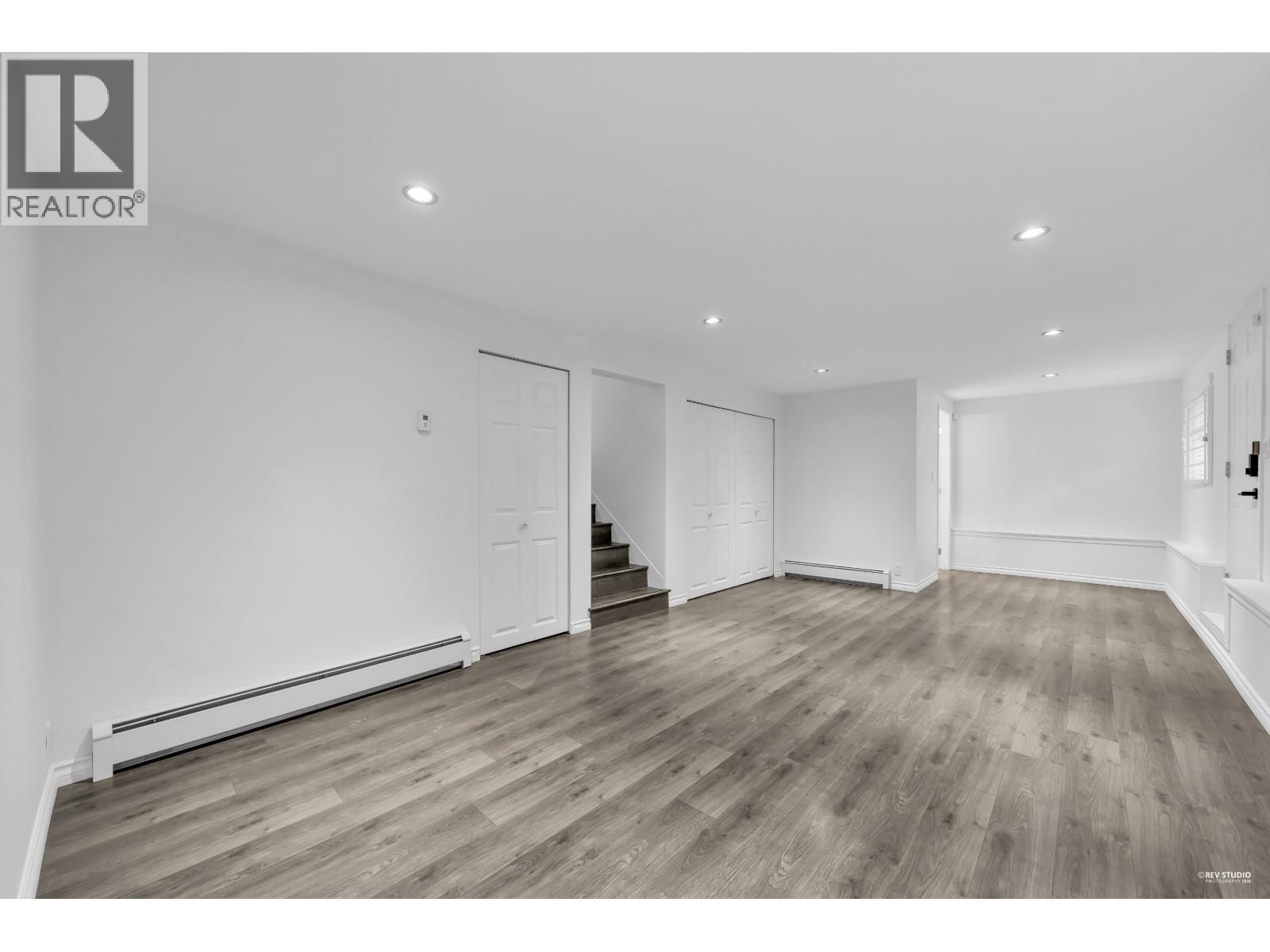 1665 Patricia Avenue, Port Coquitlam, British Columbia  V3B 2G6 - Photo 35 - R3084307