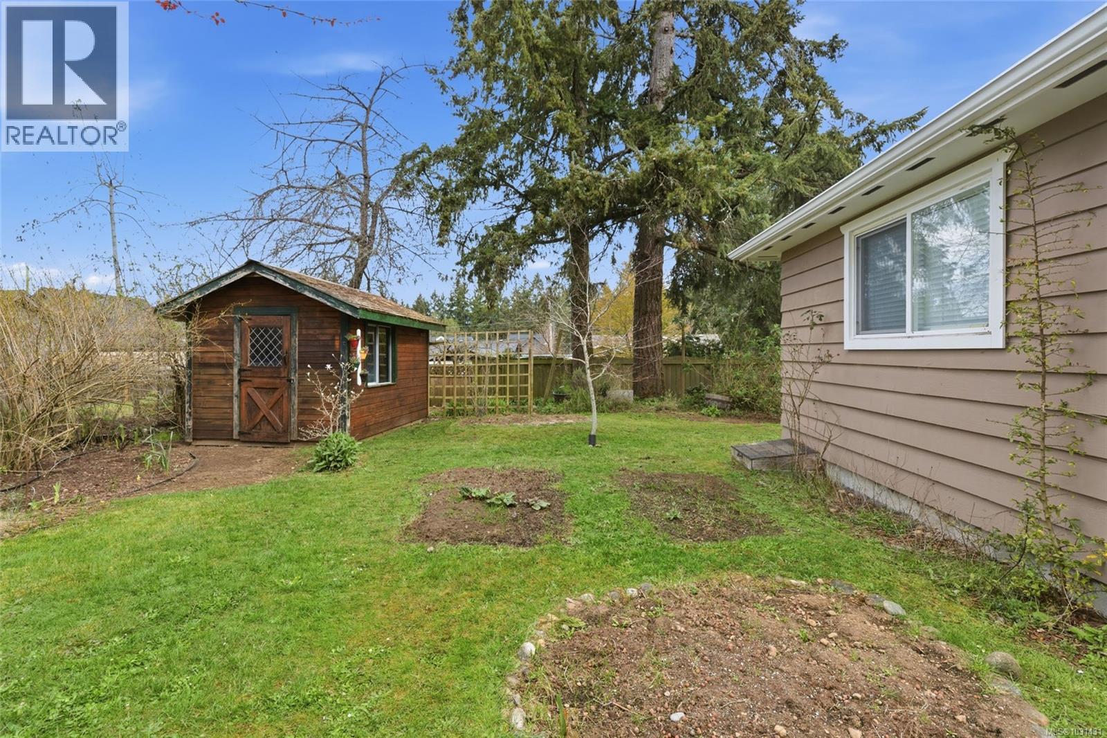 629 Jones St, Qualicum Beach, British Columbia  V9K 1H2 - Photo 24 - 1031431