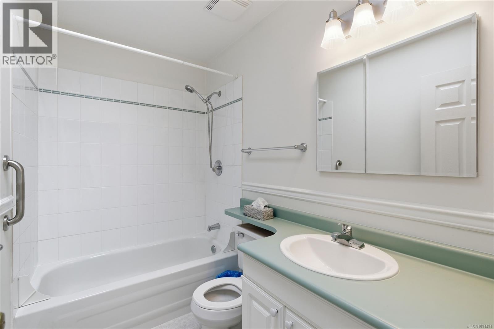 629 Jones St, Qualicum Beach, British Columbia  V9K 1H2 - Photo 7 - 1031431