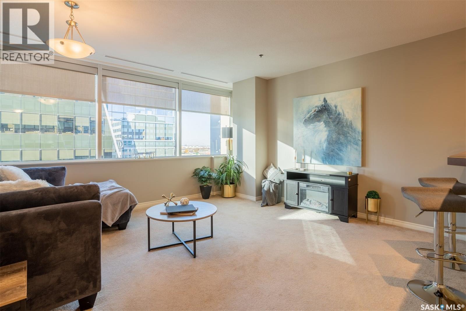 1002 1914 Hamilton Street, Regina, Saskatchewan  S4P 3N6 - Photo 1 - SK032790