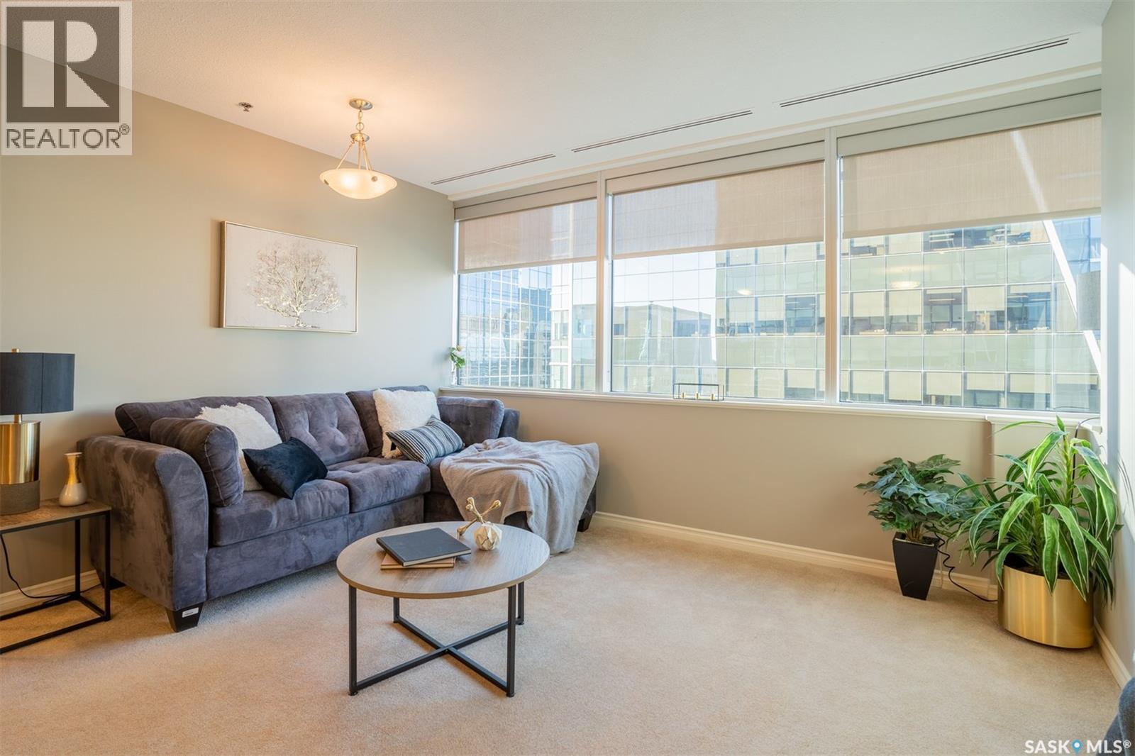 1002 1914 Hamilton Street, Regina, Saskatchewan  S4P 3N6 - Photo 2 - SK032790