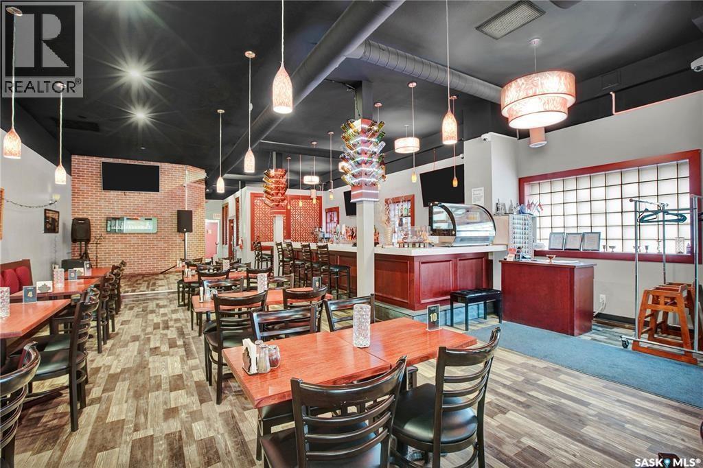 1013 Broadway Avenue, Saskatoon, Saskatchewan  S7N 1C1 - Photo 2 - SK032640