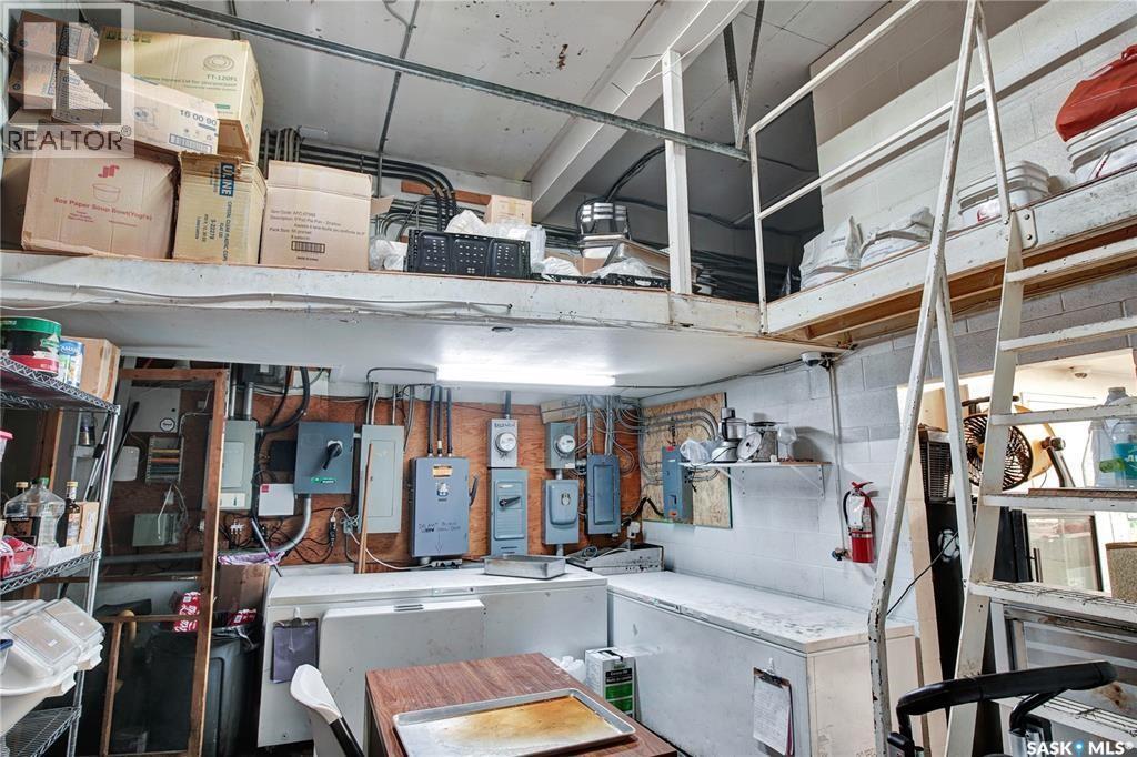 1013 Broadway Avenue, Saskatoon, Saskatchewan  S7N 1C1 - Photo 7 - SK032640