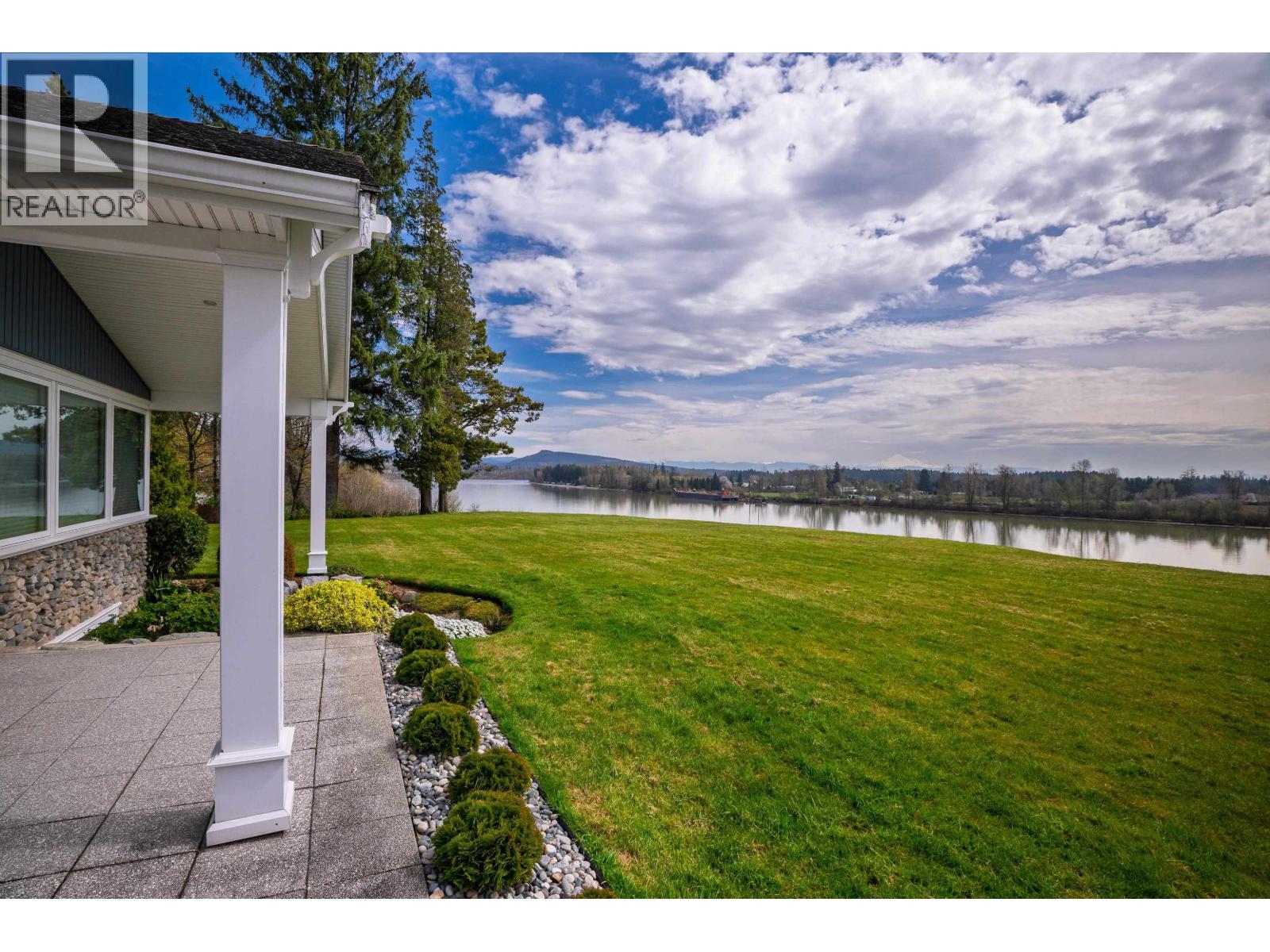 11446 River Wynd Street, Maple Ridge, British Columbia  V2X 4Y1 - Photo 2 - R3107801