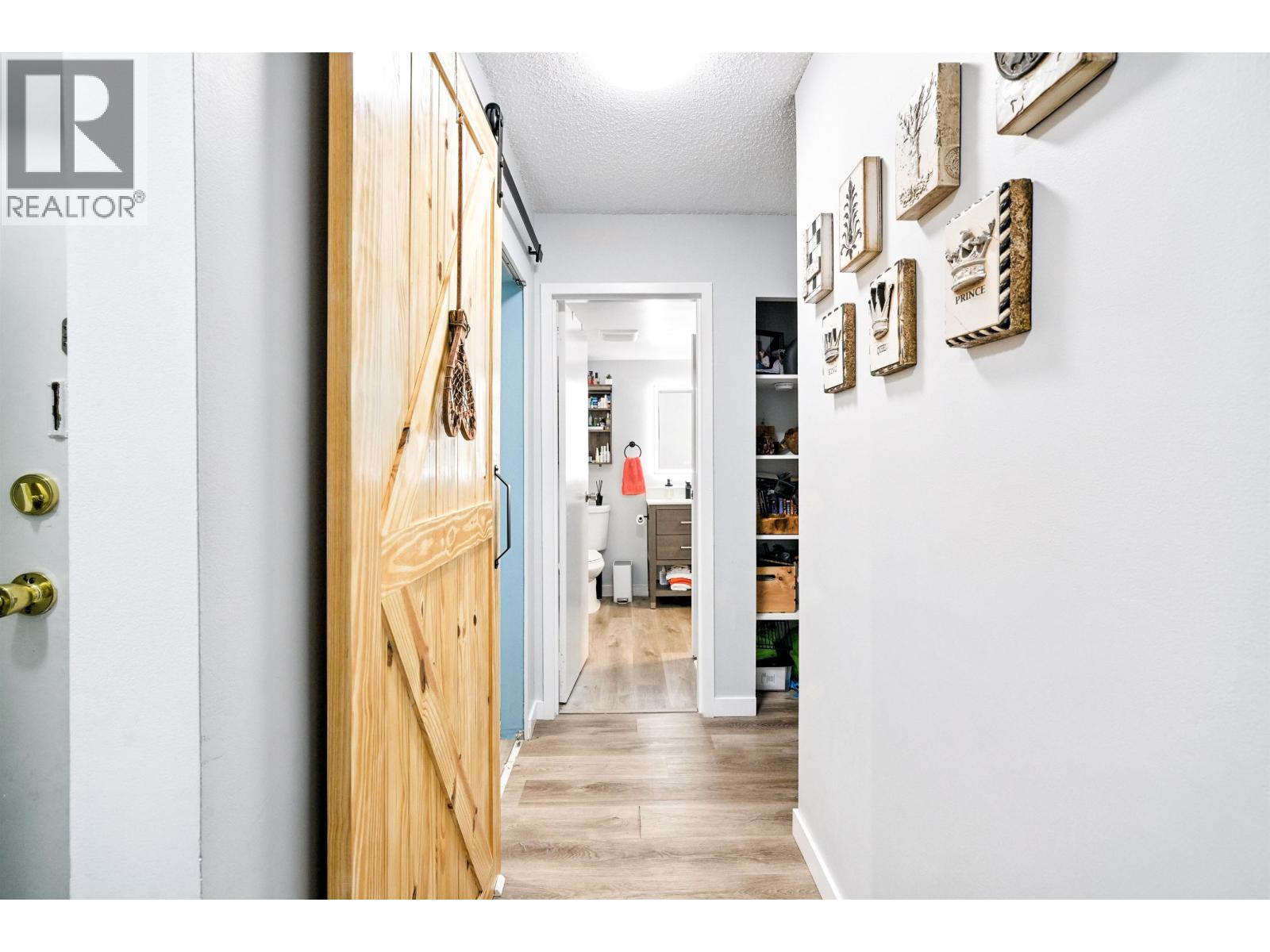 212 1955 Woodway Place, Burnaby, British Columbia  V5B 4S5 - Photo 17 - R3109080