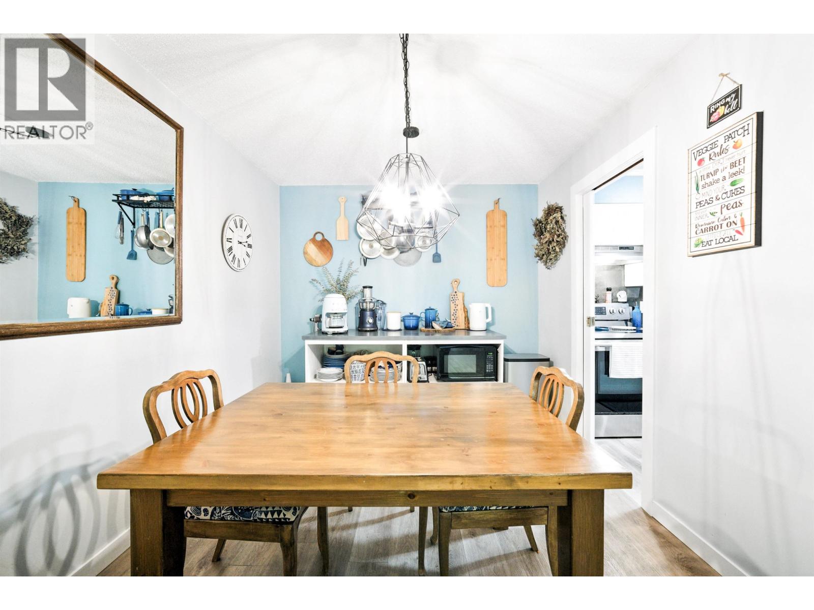 212 1955 Woodway Place, Burnaby, British Columbia  V5B 4S5 - Photo 8 - R3109080