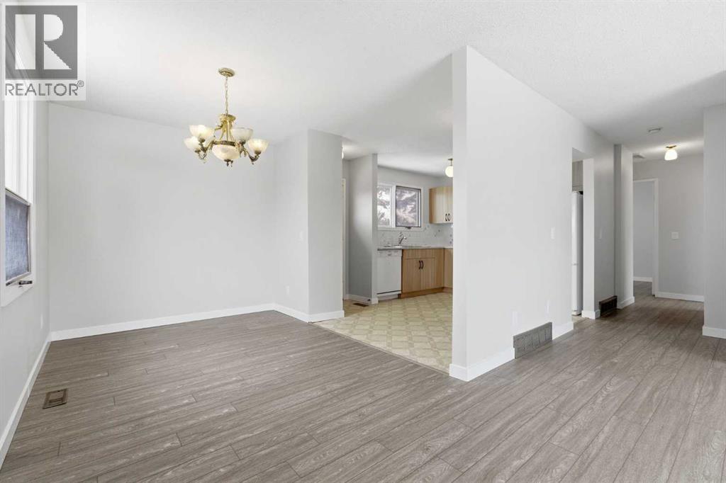 32 Fonda Mews Se, Calgary, Alberta  T2A 5S5 - Photo 18 - A2298267