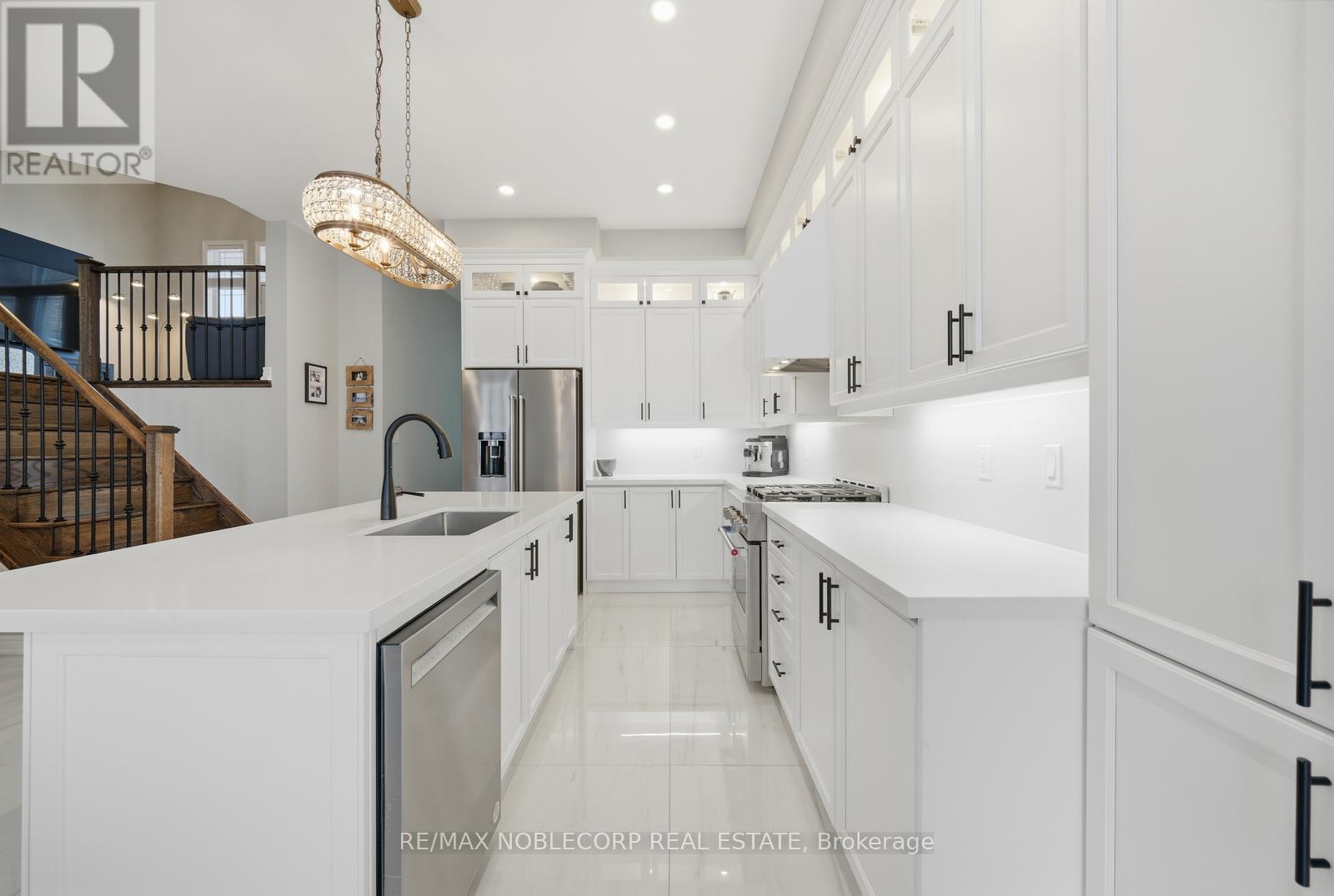 40 Pierce Place, New Tecumseth (Tottenham), Ontario  L0G 1W0 - Photo 14 - N12992170