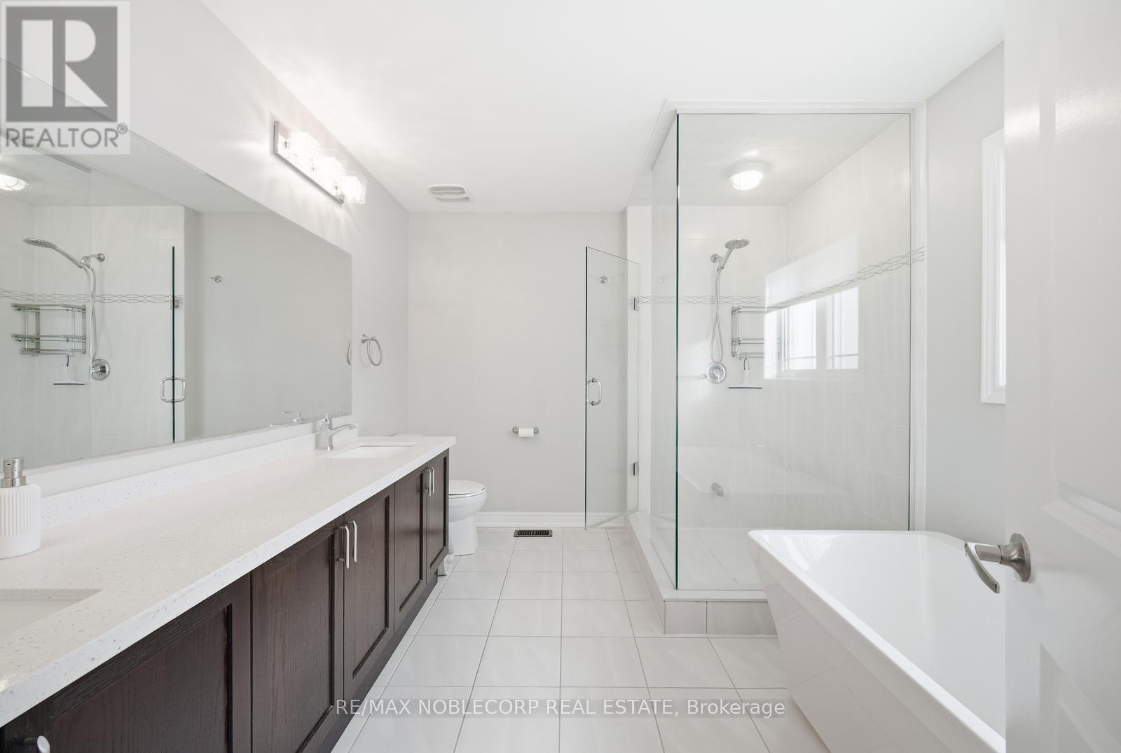 40 Pierce Place, New Tecumseth (Tottenham), Ontario  L0G 1W0 - Photo 31 - N12992170