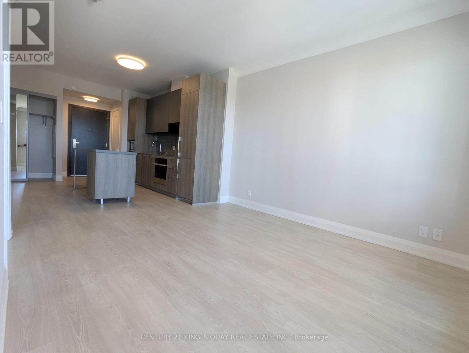 3308 - 8 Water Walk Drive, Markham, Ontario  L3R 6L4 - Photo 2 - N12992248