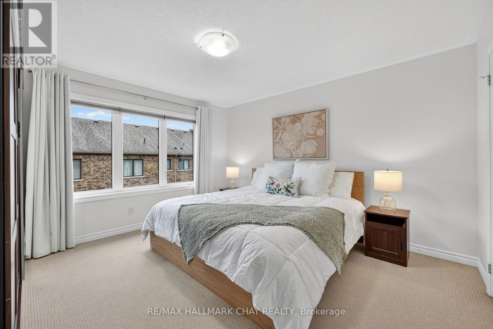 81 Alvin Pegg Drive, East Gwillimbury, Ontario  L9R 0R6 - Photo 15 - N12992258