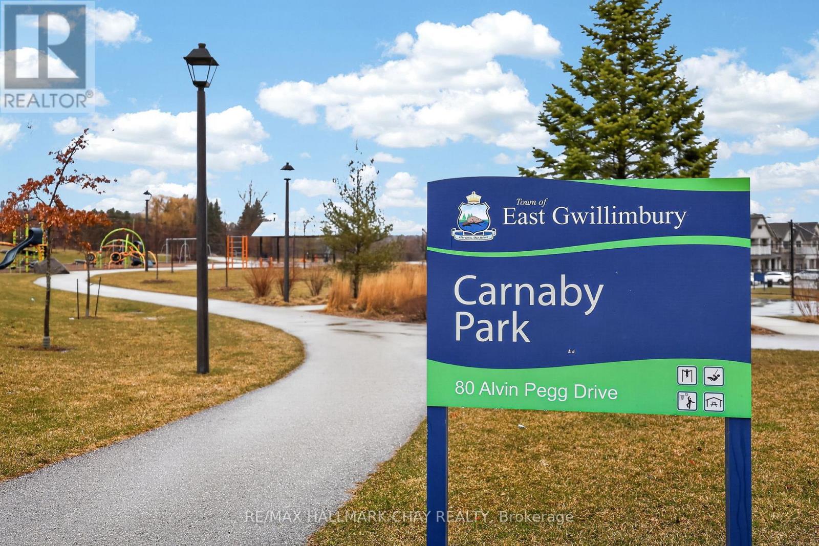 81 Alvin Pegg Drive, East Gwillimbury, Ontario  L9R 0R6 - Photo 35 - N12992258