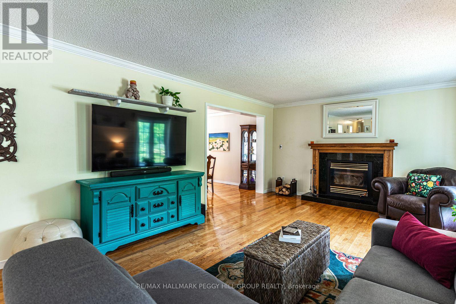 7819 5th Line, Essa, Ontario  L3W 0S7 - Photo 3 - N12992356