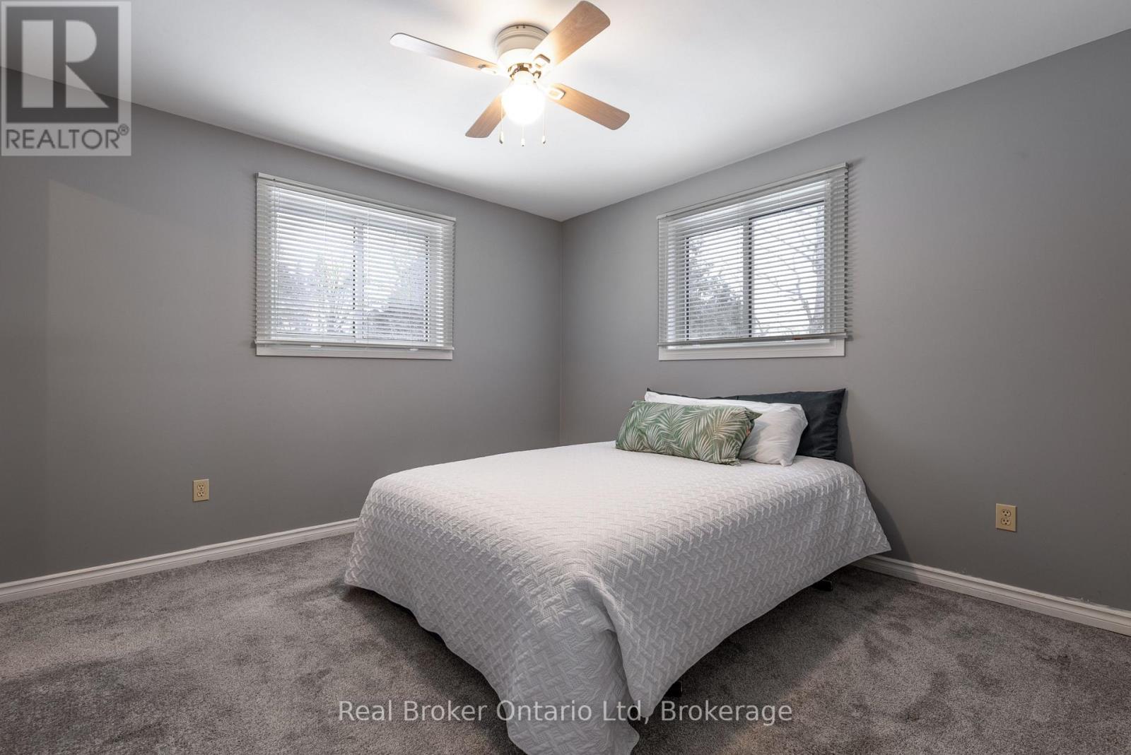 16 Twin River Drive N, South Bruce Peninsula, Ontario  N0H 2T0 - Photo 12 - X12927748