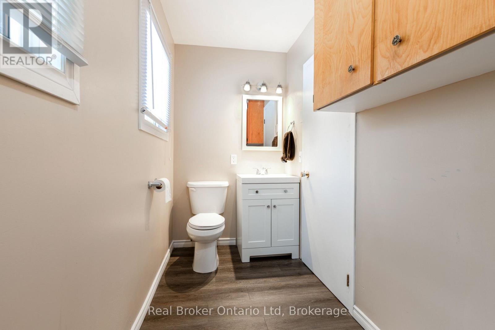 16 Twin River Drive N, South Bruce Peninsula, Ontario  N0H 2T0 - Photo 18 - X12927748