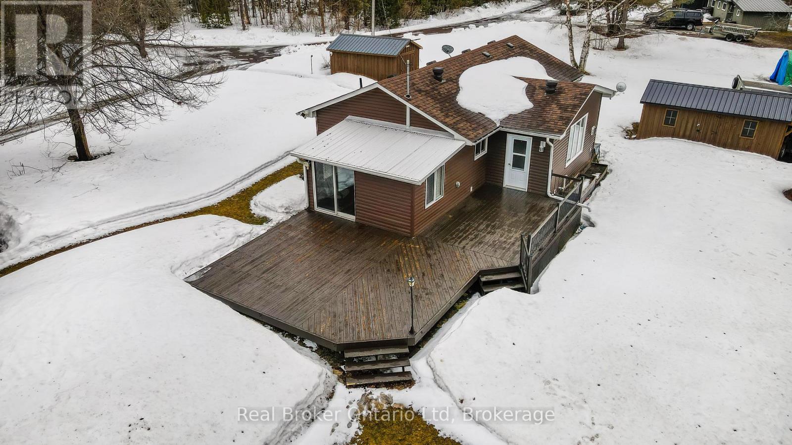 16 Twin River Drive N, South Bruce Peninsula, Ontario  N0H 2T0 - Photo 30 - X12927748