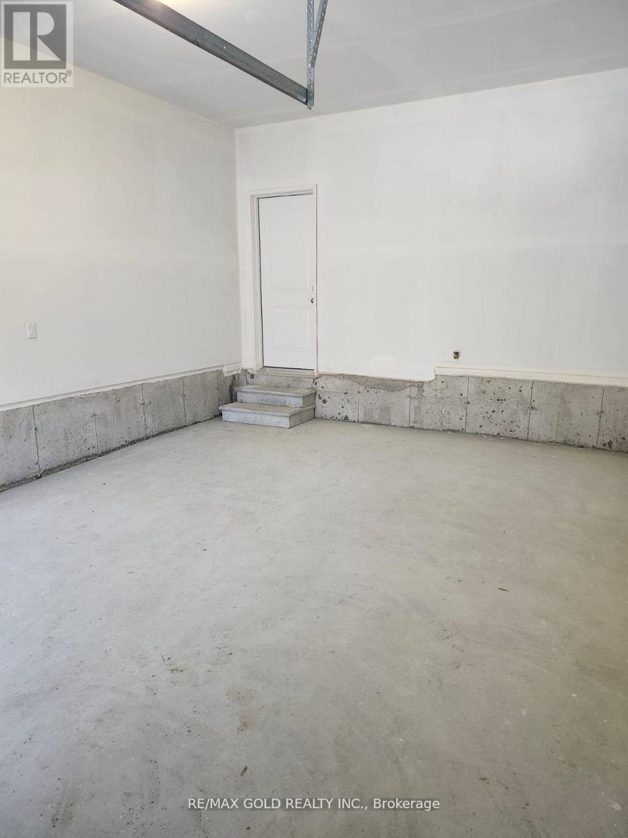 29 Cherry Hill Lane, Barrie (Painswick South), Ontario  L9J 0M7 - Photo 21 - S12992244