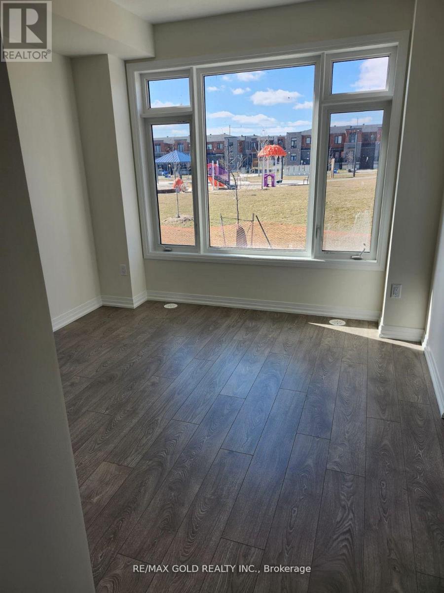 29 Cherry Hill Lane, Barrie (Painswick South), Ontario  L9J 0M7 - Photo 24 - S12992244