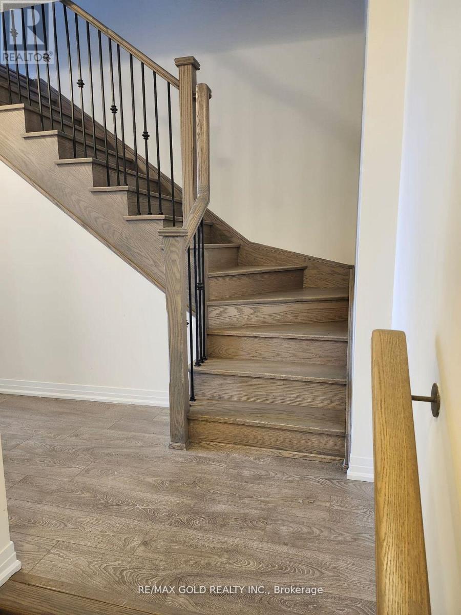 29 Cherry Hill Lane, Barrie (Painswick South), Ontario  L9J 0M7 - Photo 26 - S12992244