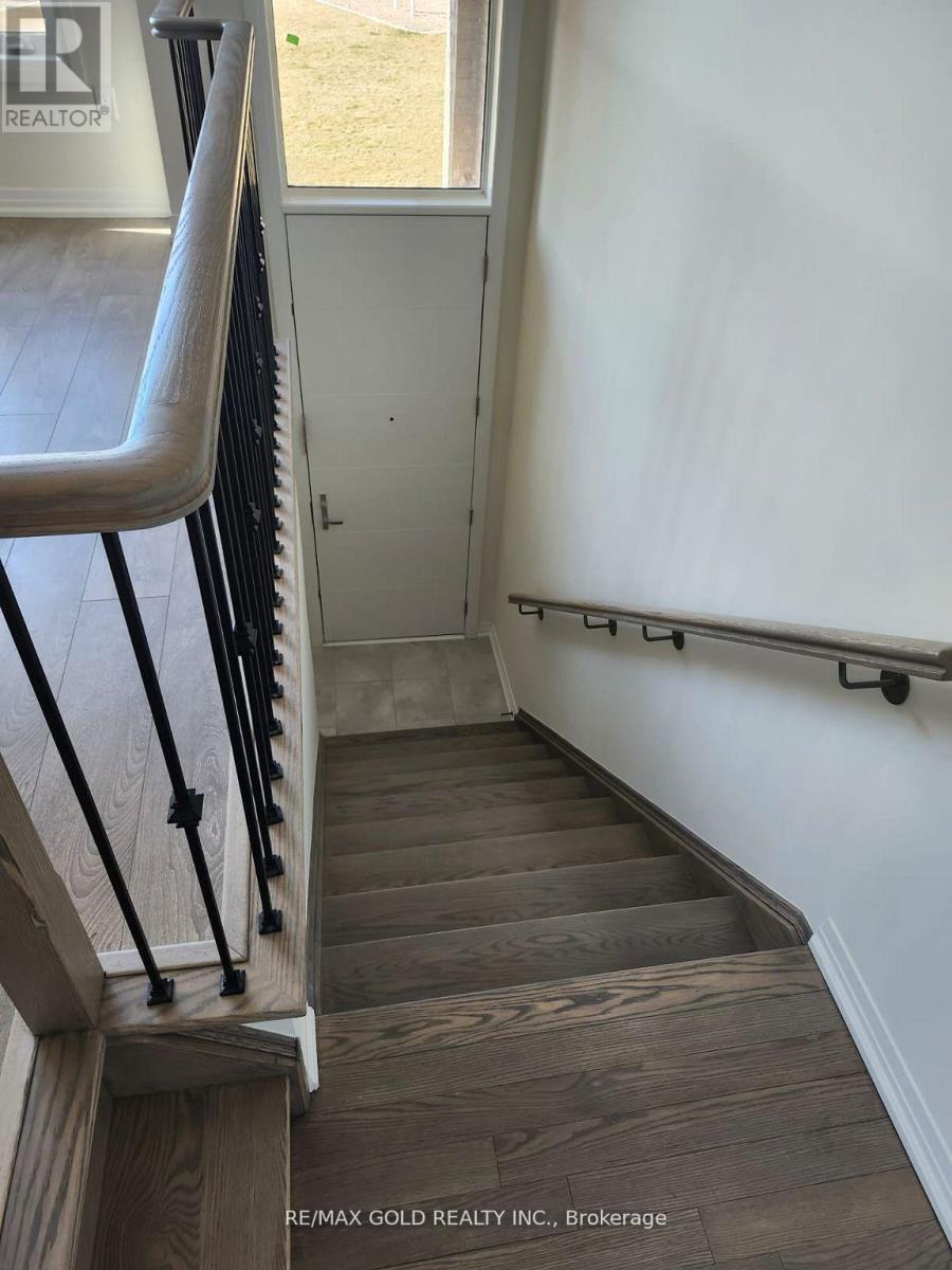 29 Cherry Hill Lane, Barrie (Painswick South), Ontario  L9J 0M7 - Photo 29 - S12992244