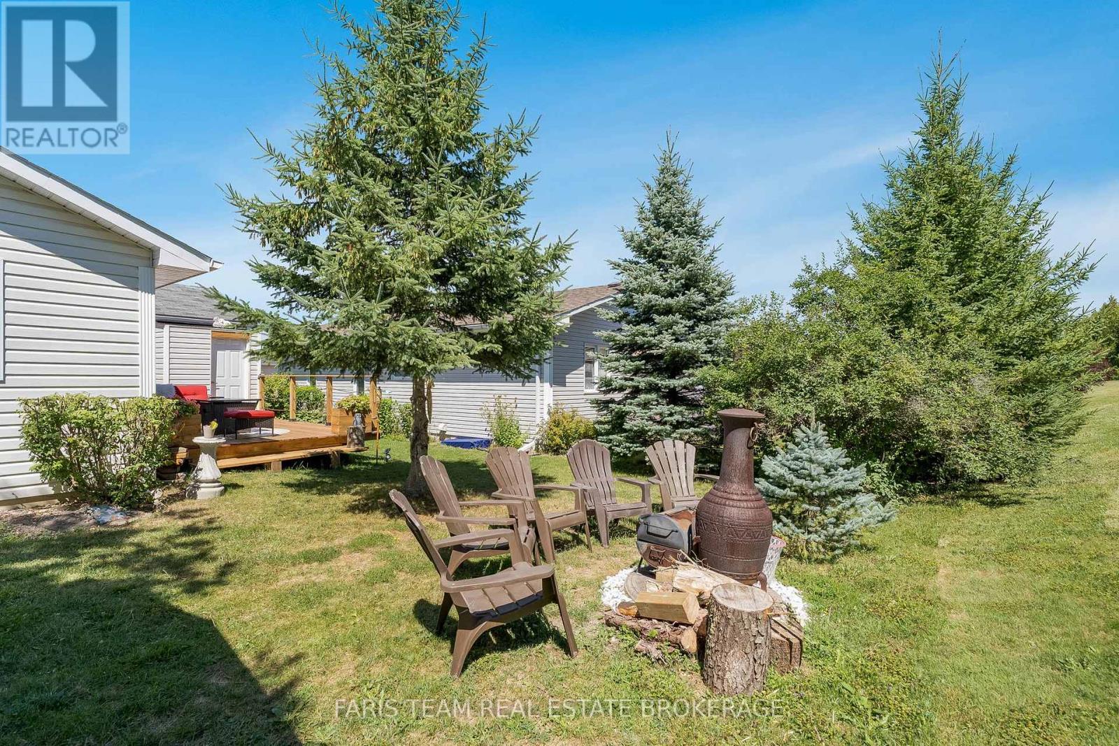 61 Pennsylvania Avenue, Wasaga Beach, Ontario  L9Z 3A8 - Photo 23 - S12992284