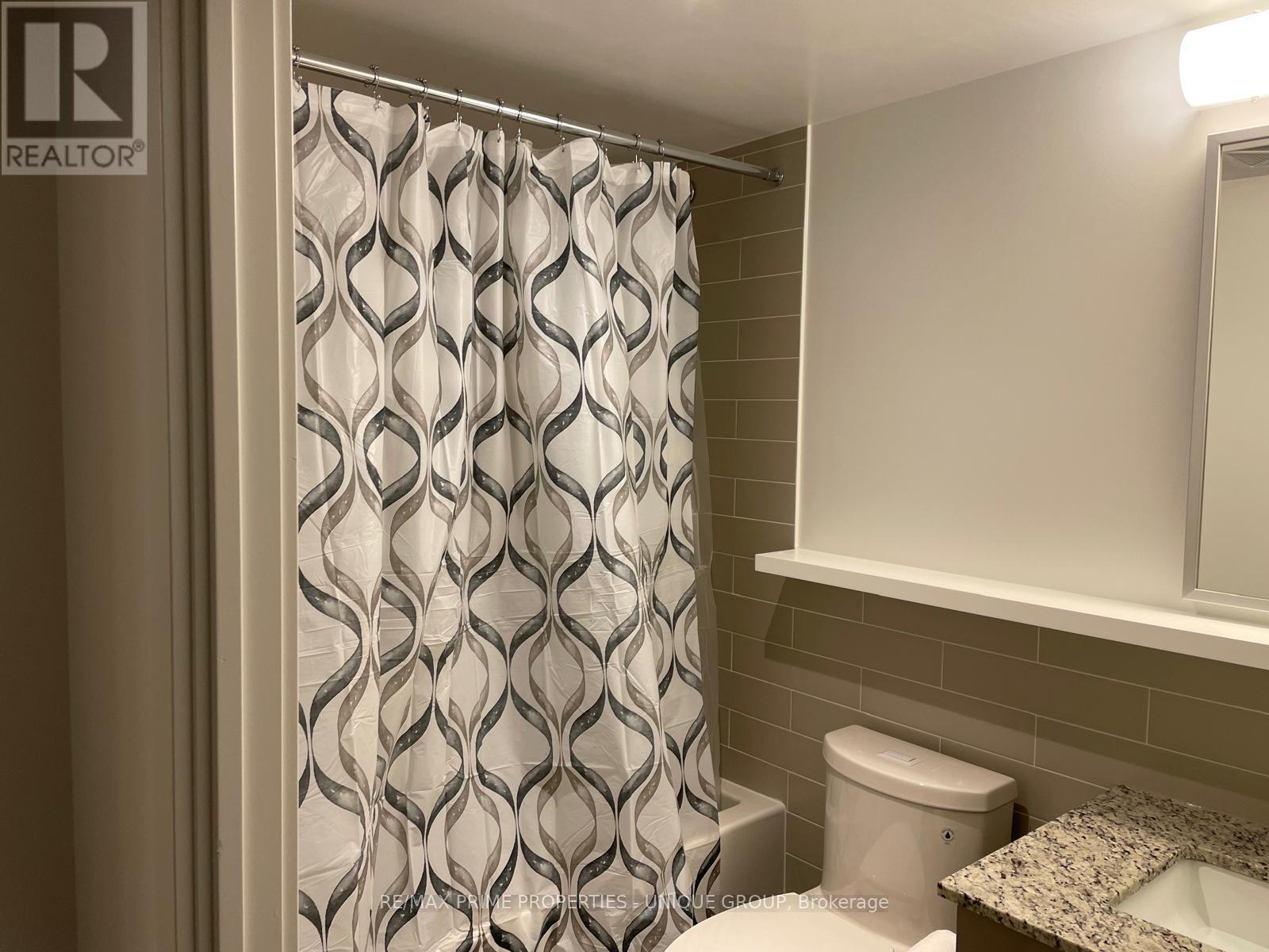 116 Varna Drive, Toronto, Ontario  M6H 0C8 - Photo 20 - C12987652