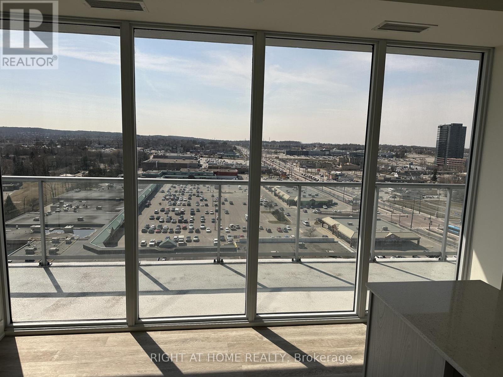 1404 - 185 Deerfield Road, Newmarket, Ontario  L3Y 0G7 - Photo 30 - N12965480