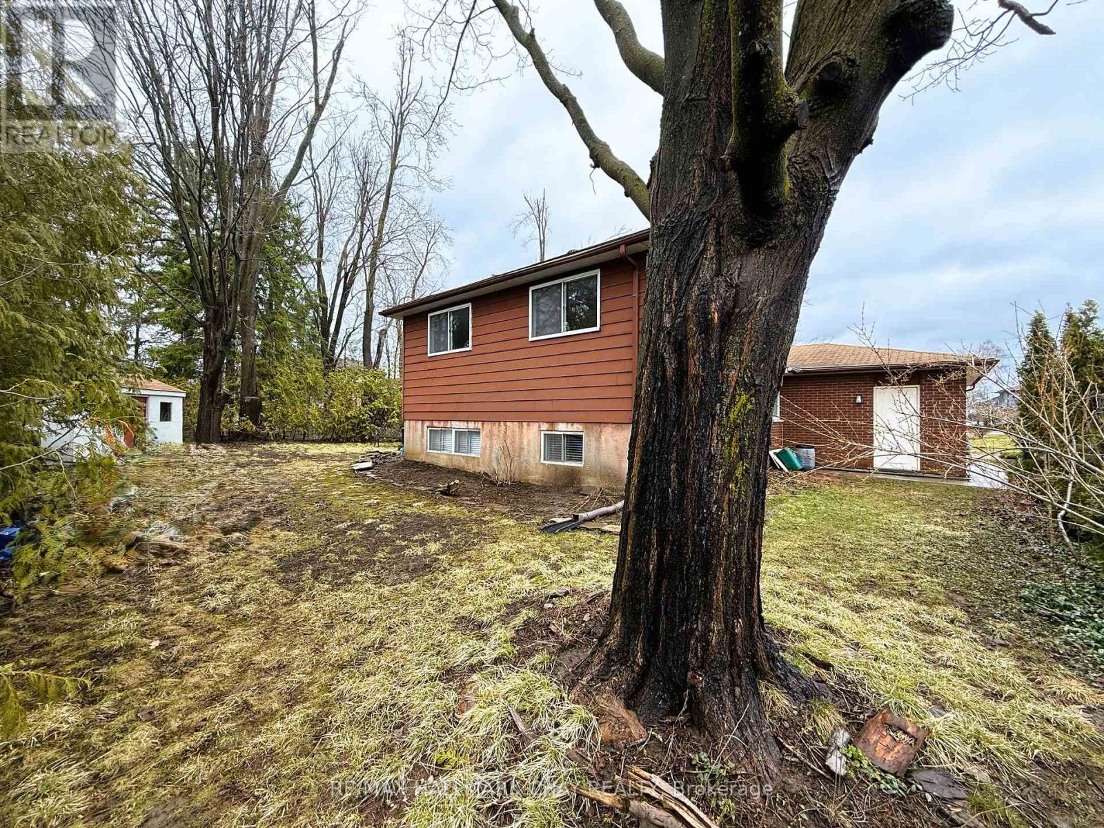 44 Belcourt Avenue, Barrie, Ontario  L4M 4E4 - Photo 37 - S12843428