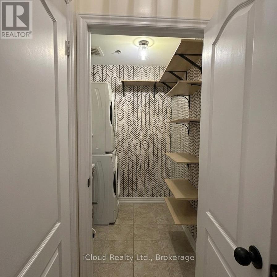 304 - 1360 Costigan Road, Milton, Ontario  L9T 8X6 - Photo 5 - W12988586