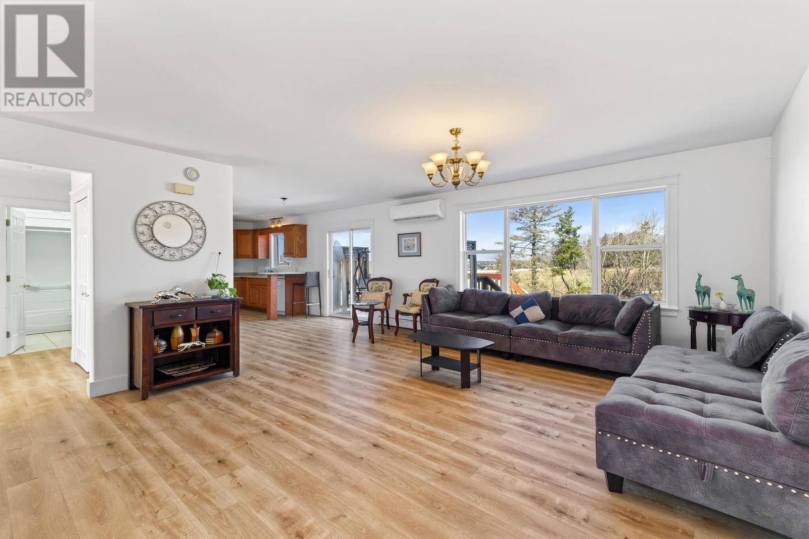 47 Parent, Street, Charlottetown, Prince Edward Island  C1C 1R3 - Photo 2 - 202607240