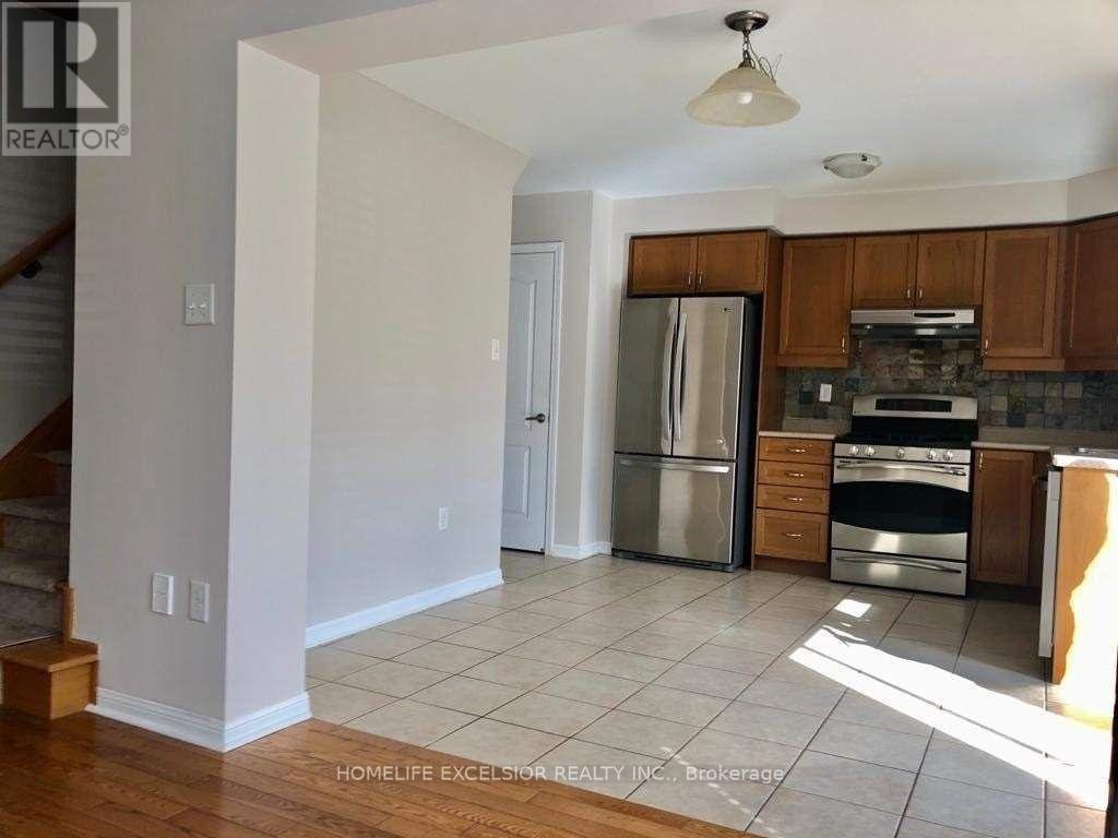 916 Toletza Landing, Milton, Ontario  L9T 7T6 - Photo 10 - W12992096