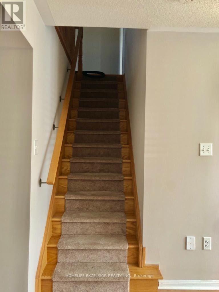 916 Toletza Landing, Milton, Ontario  L9T 7T6 - Photo 13 - W12992096