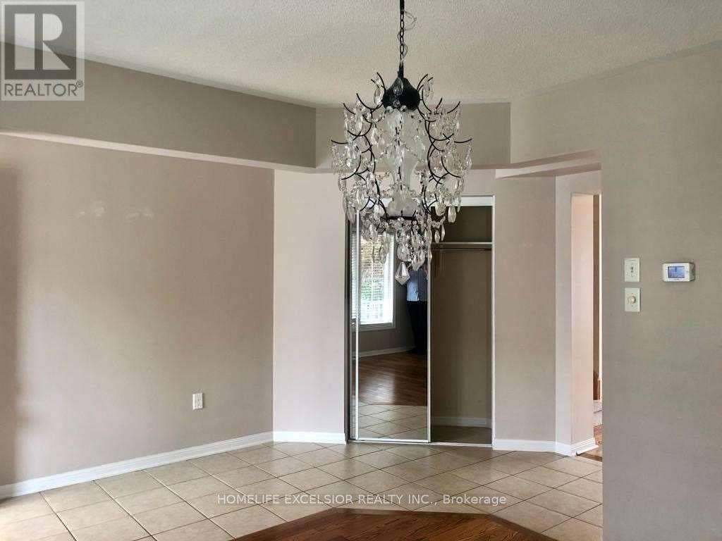 916 Toletza Landing, Milton, Ontario  L9T 7T6 - Photo 4 - W12992096