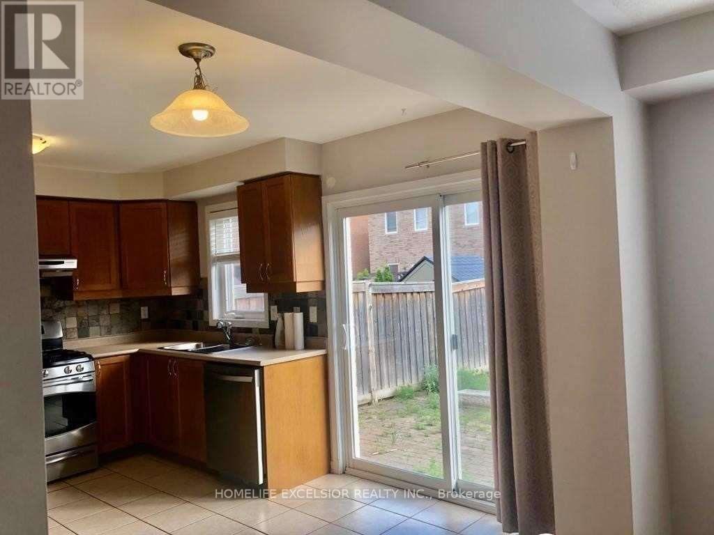 916 Toletza Landing, Milton, Ontario  L9T 7T6 - Photo 8 - W12992096