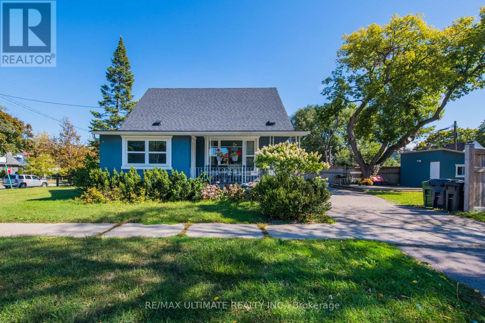 LOWER - 5 BURRARD ROAD, Toronto, Ontario