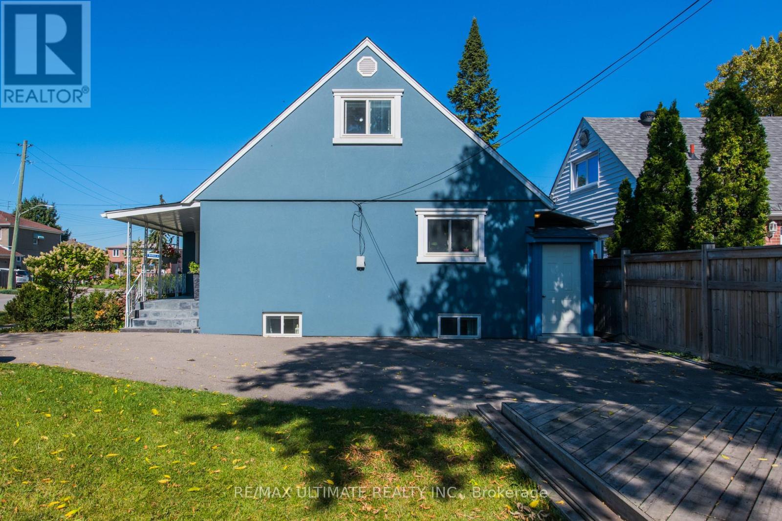 Lower - 5 Burrard Road, Toronto, Ontario  M9W 3S8 - Photo 24 - W12992102