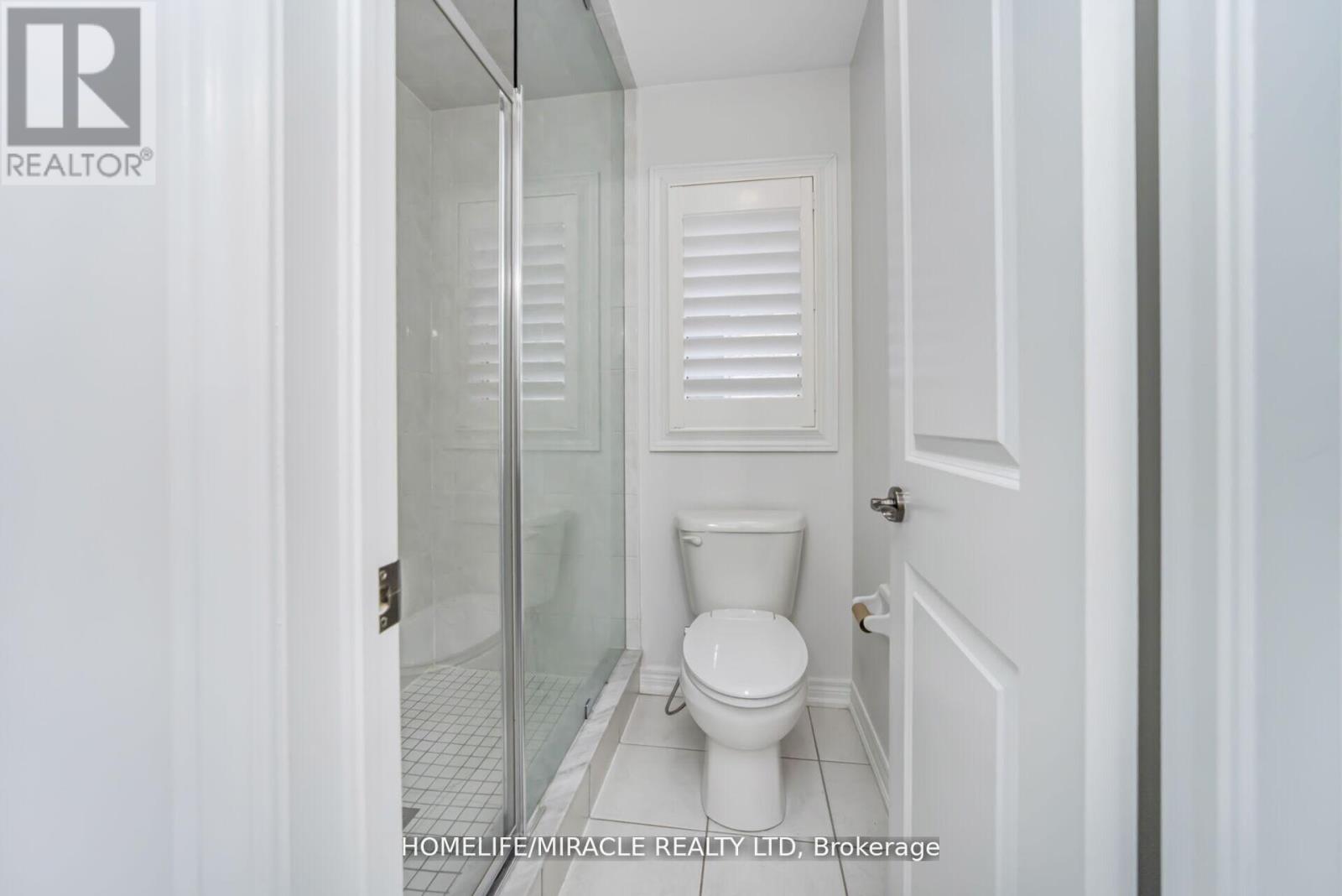 10 Kenora Street, Brampton, Ontario  L6X 5N8 - Photo 33 - W12992138