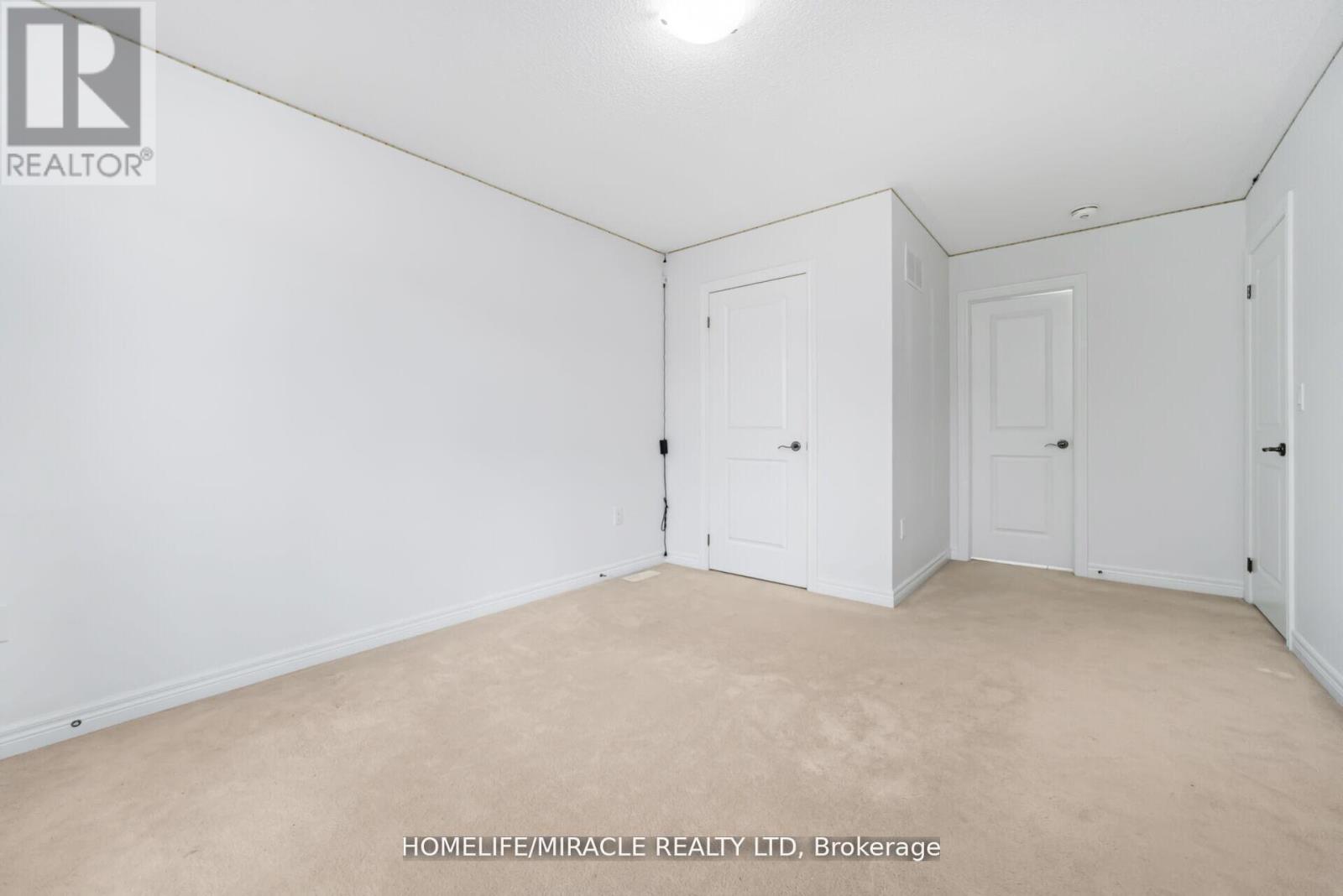 10 Kenora Street, Brampton, Ontario  L6X 5N8 - Photo 35 - W12992138