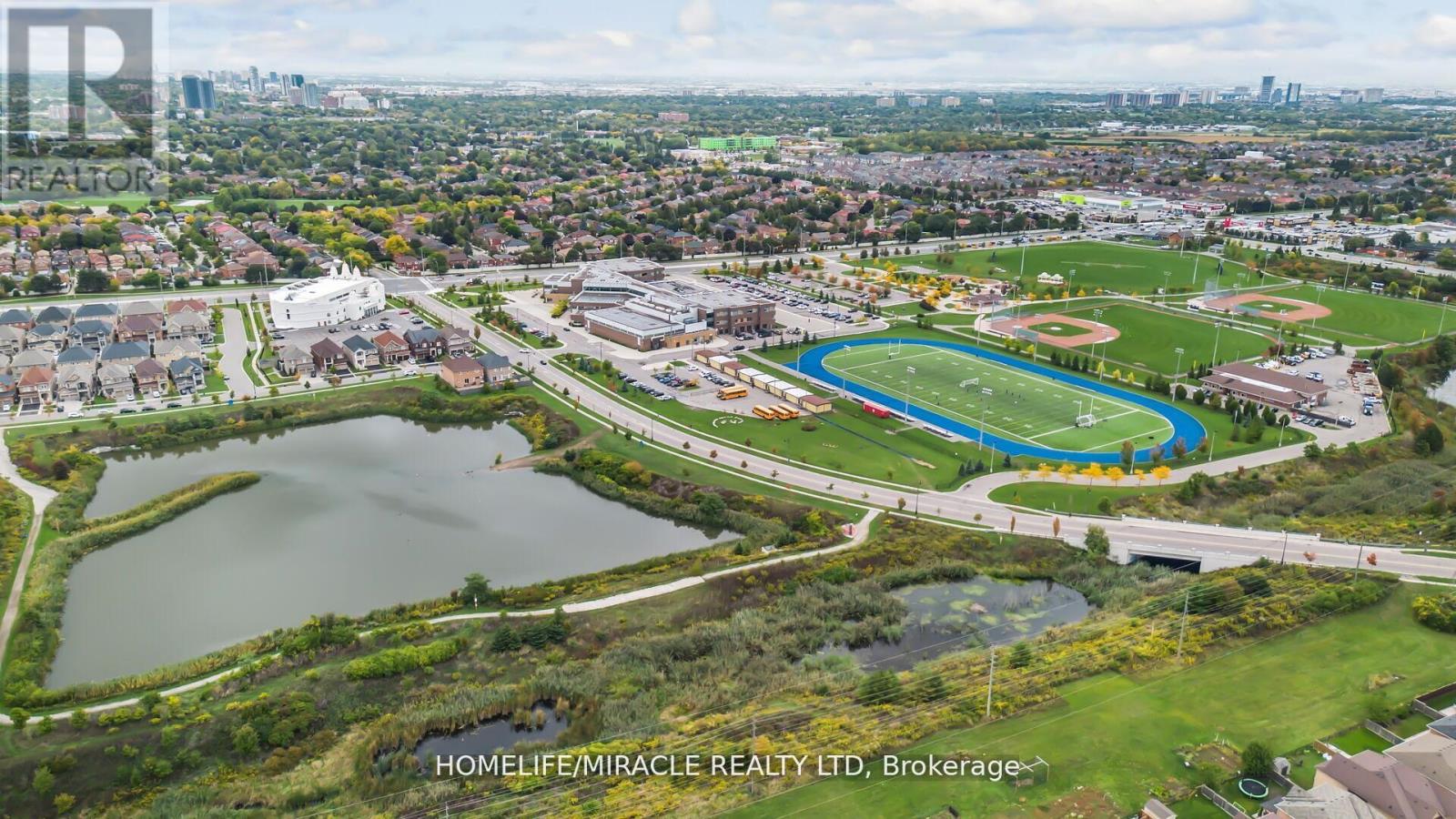 10 Kenora Street, Brampton, Ontario  L6X 5N8 - Photo 48 - W12992138