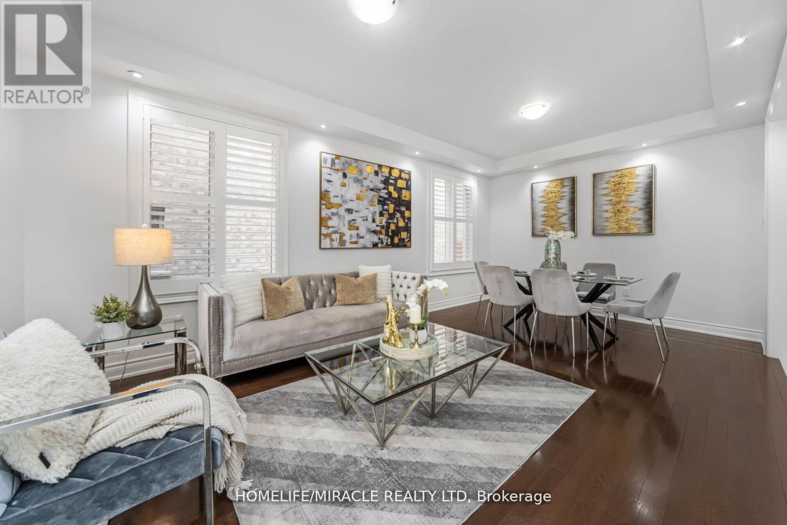 10 Kenora Street, Brampton, Ontario  L6X 5N8 - Photo 8 - W12992138