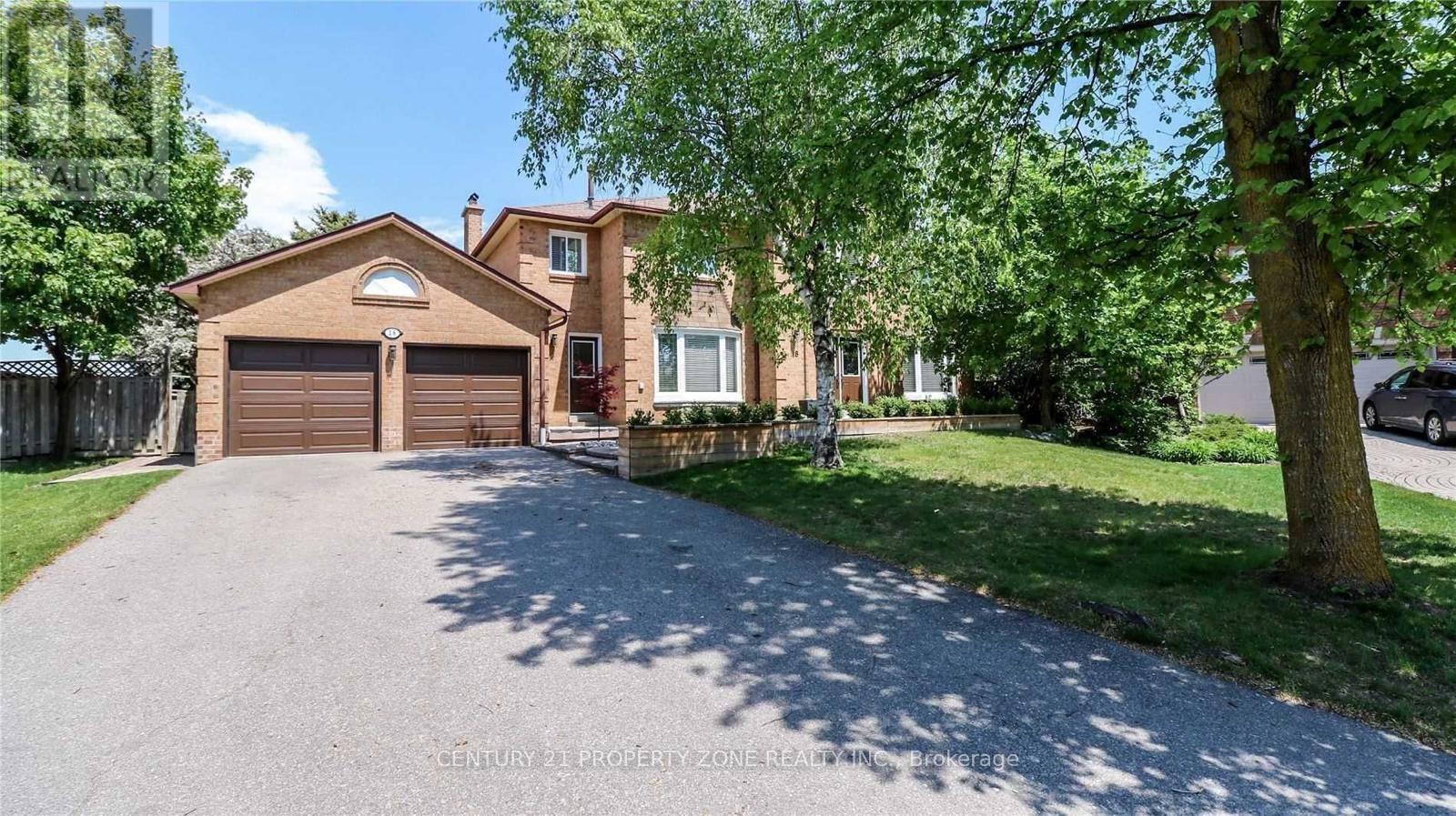 MAIN - 18 RED TAIL COURT, Brampton, Ontario