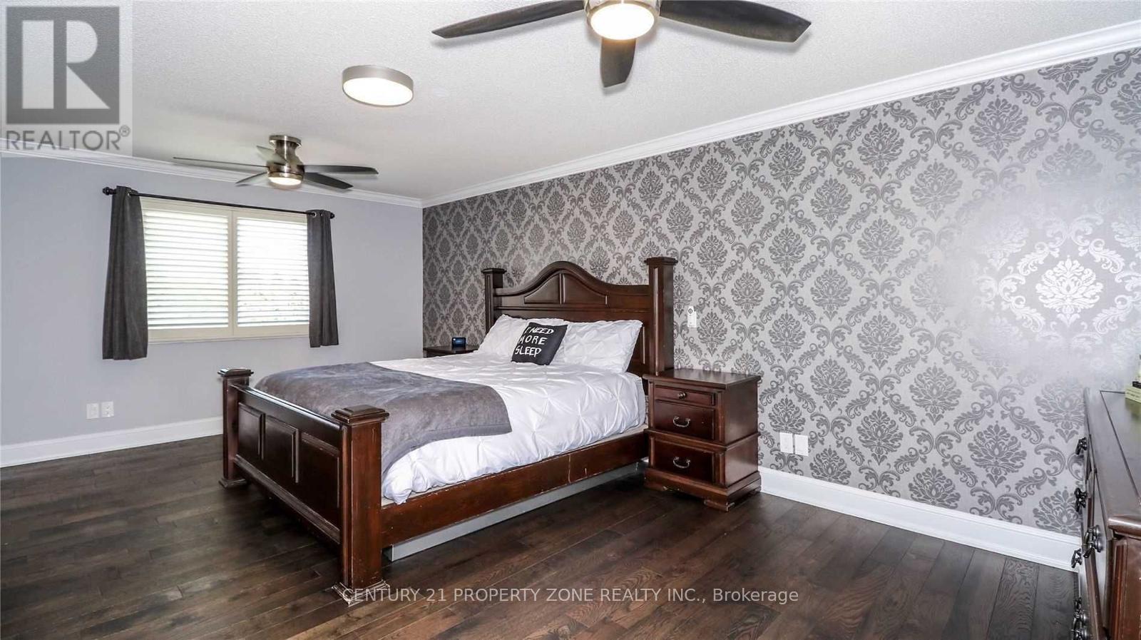 Main - 18 Red Tail Court, Brampton, Ontario  L6Z 3N1 - Photo 20 - W12992142