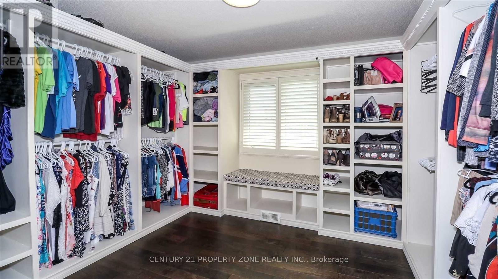 Main - 18 Red Tail Court, Brampton, Ontario  L6Z 3N1 - Photo 21 - W12992142