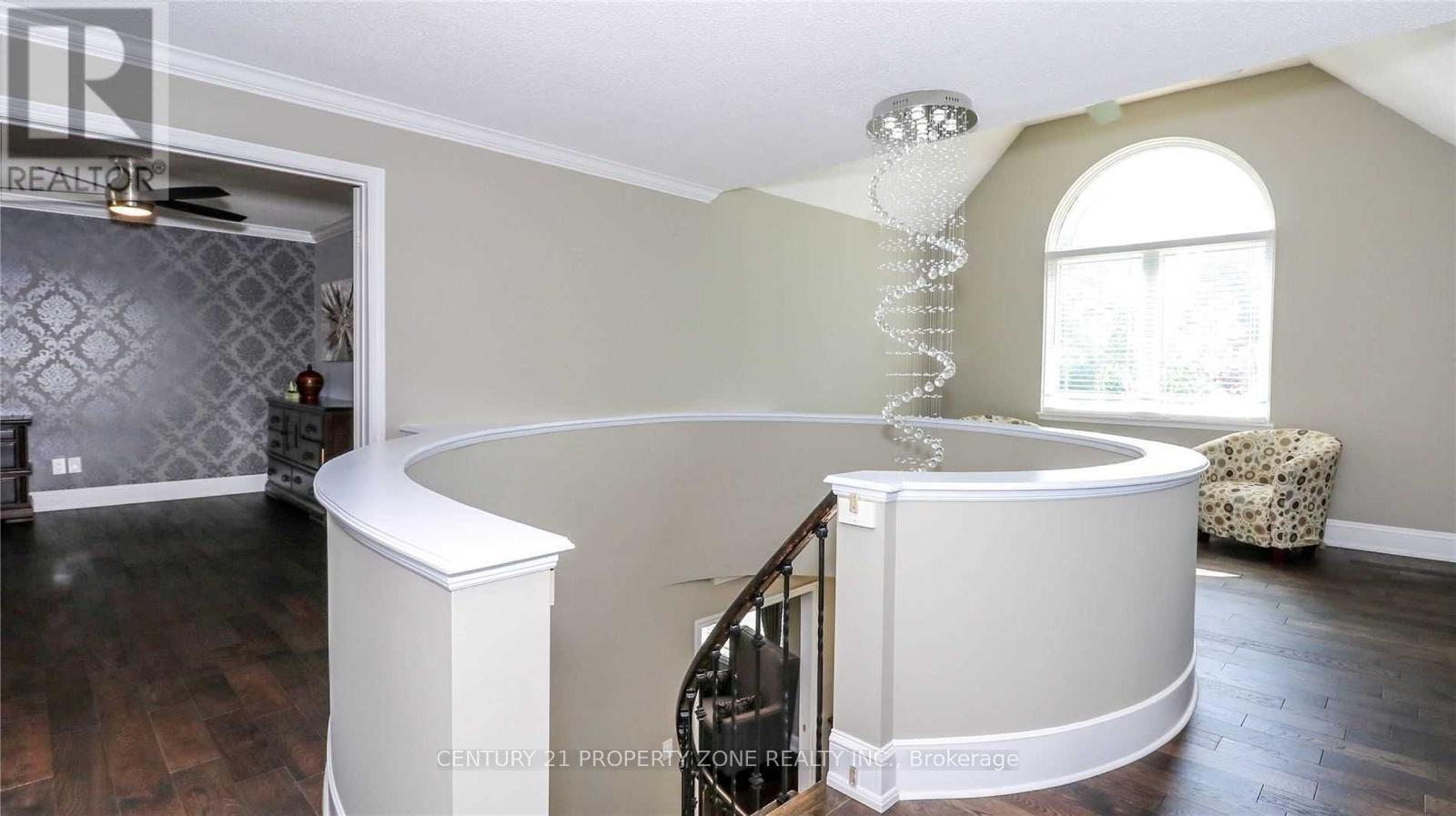 Main - 18 Red Tail Court, Brampton, Ontario  L6Z 3N1 - Photo 26 - W12992142