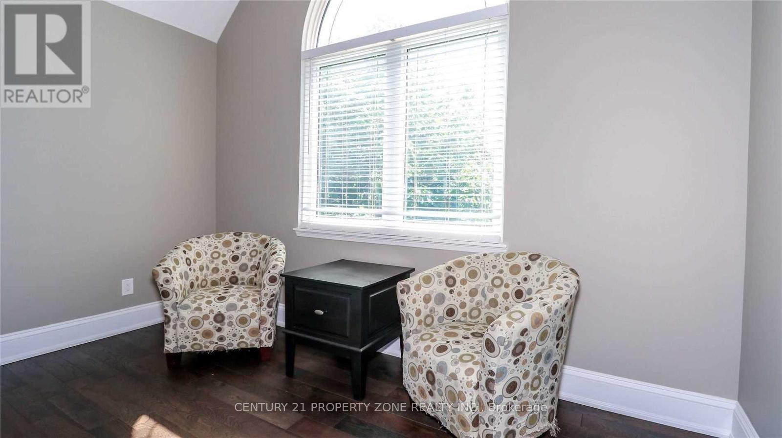 Main - 18 Red Tail Court, Brampton, Ontario  L6Z 3N1 - Photo 27 - W12992142